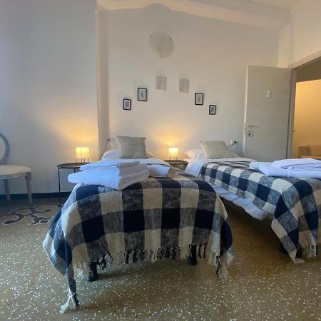 Casa Amedeo Panzió Genova Kültér fotó