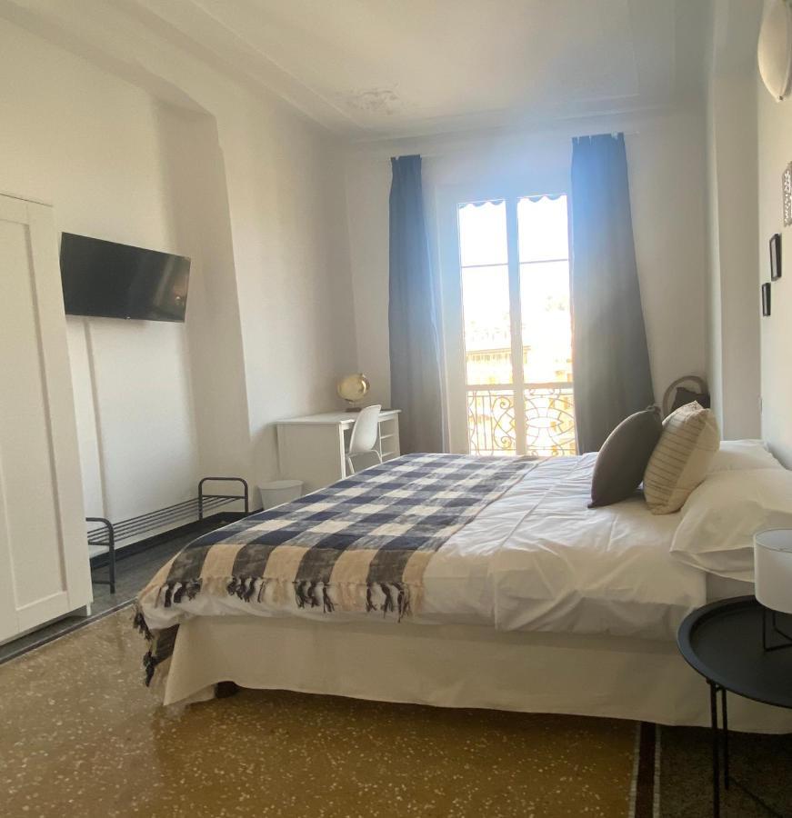 Casa Amedeo Panzió Genova Kültér fotó