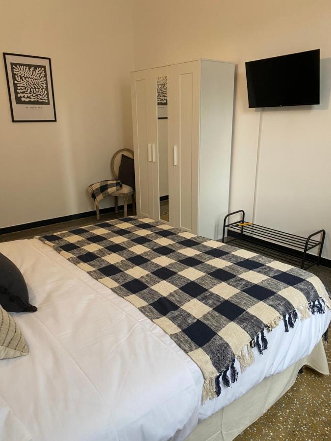 Casa Amedeo Panzió Genova Kültér fotó
